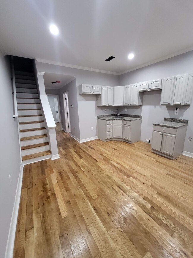 Building Photo - 3118 W Wilt St