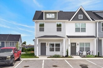Building Photo - 319 Front Rdg Cir