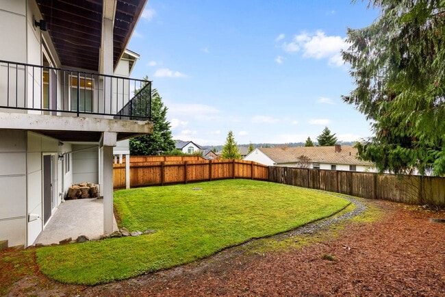 Building Photo - 7704 151st Ave NE