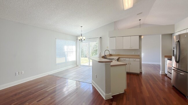 Building Photo - 3418 Sterling Lake Cir