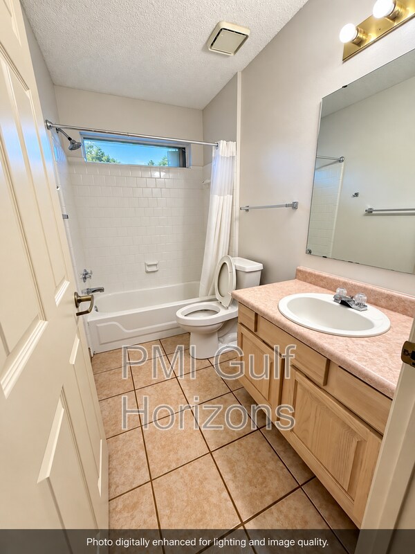 Building Photo - 1310 Sunrunner Pl