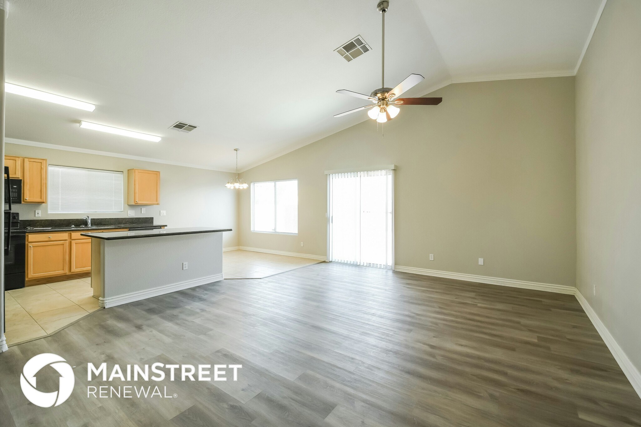 Building Photo - 3424 W Lone Cactus Dr