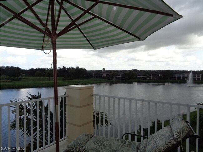 Building Photo - 534 Avellino Isles Cir