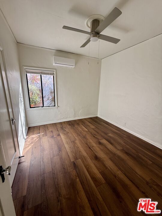 Building Photo - 840 Huntley Dr