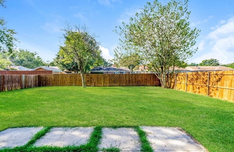 Building Photo - 1410 Meridian Way