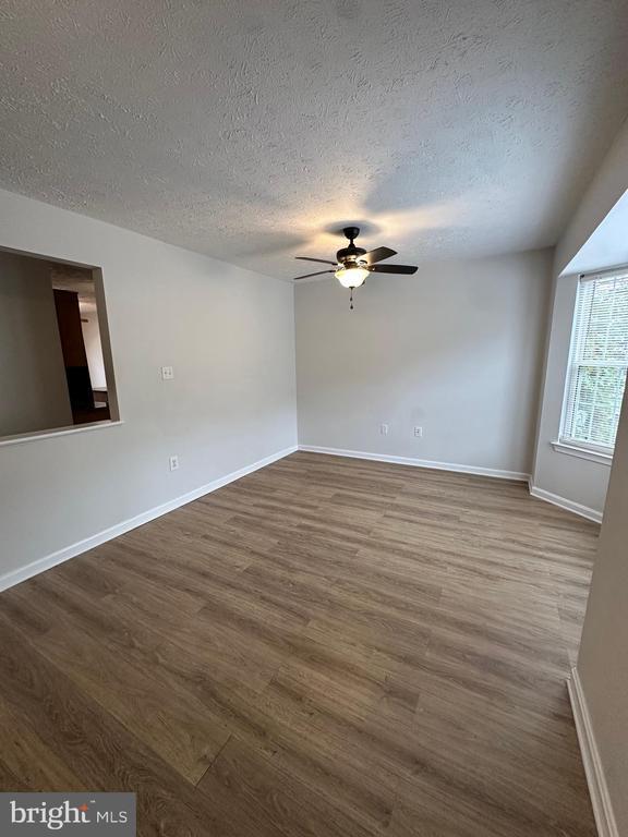 Building Photo - 309 Sherando Cir