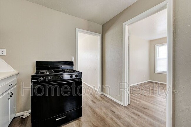 Building Photo - 1409 SE 41st St