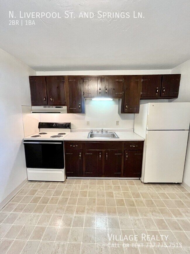 Building Photo - 220 Elizabeth Ln