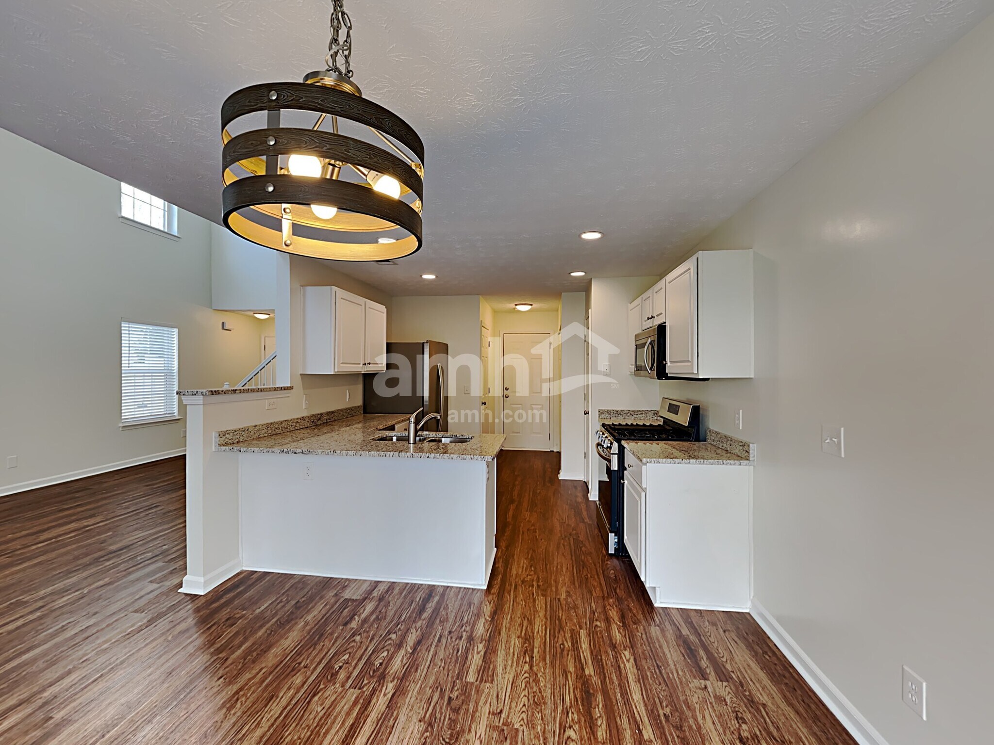 Building Photo - 2180 Lexington Ln