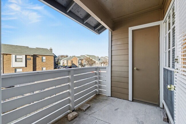 Building Photo - 3621 W Northgate Dr