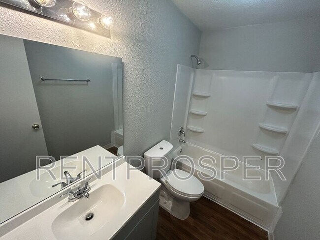 Building Photo - 4213 S Semoran Blvd