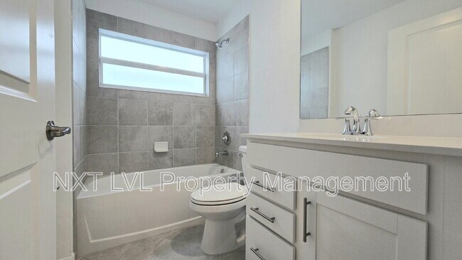 Building Photo - 15185 Bluffton Ln