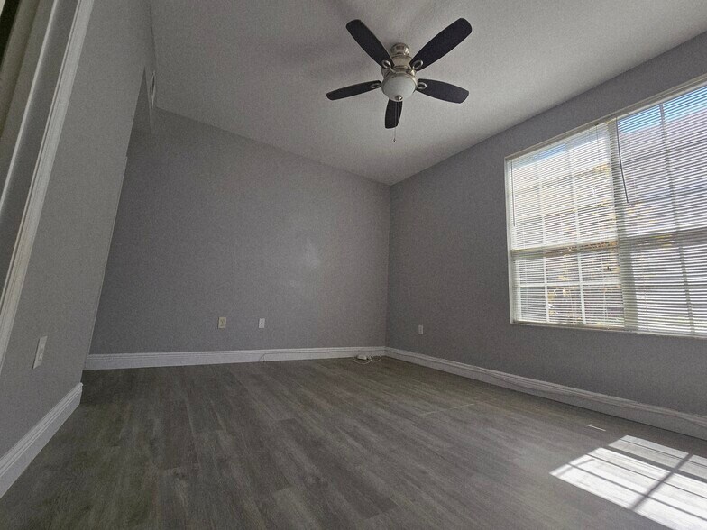 Building Photo - 9058 Lake Chase Island Way