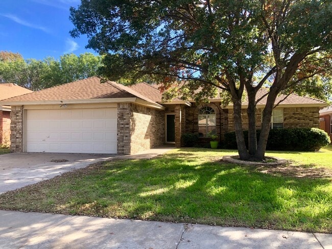 Primary Photo - Price Improvement on this 4 bedroom