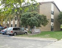 Building Photo - 205 40th St Dr SE