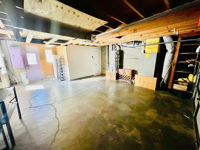 Building Photo - 24 Coronado Ave