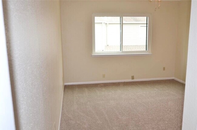 Building Photo - 2379 Briarwest Blvd