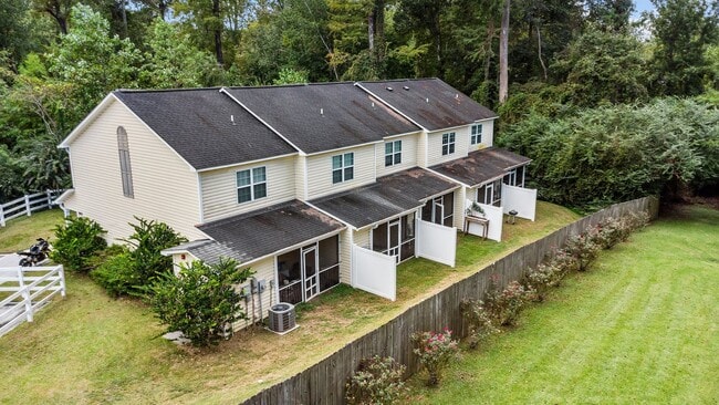 Building Photo - Welcome to Acorn Forest!