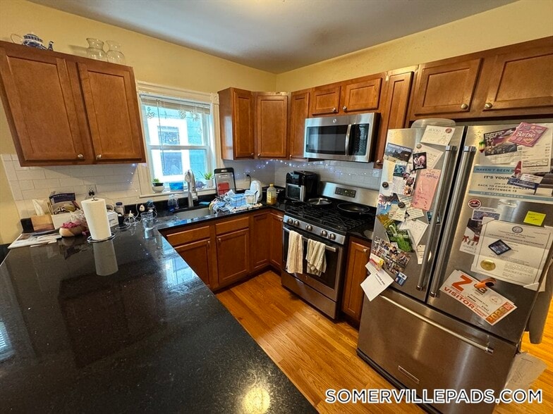 Building Photo - 44 Gorham St