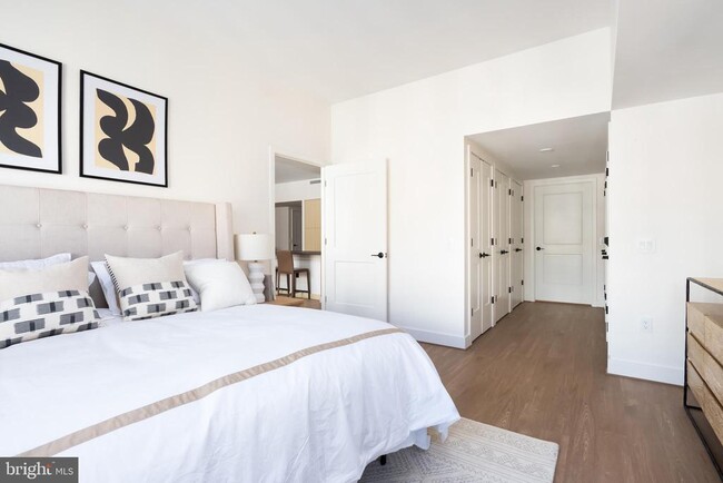 Building Photo - 1425 New York Ave NW