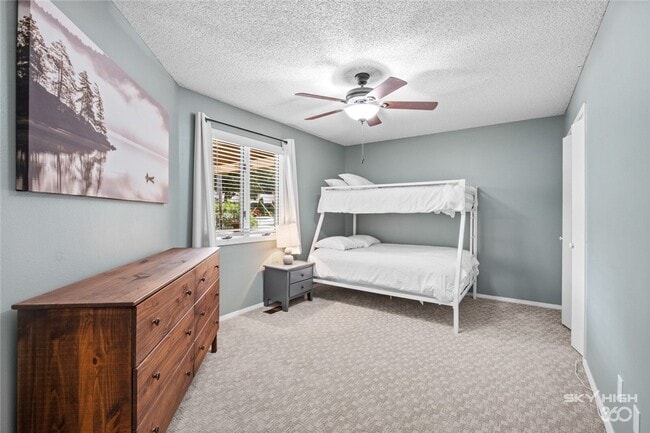 Building Photo - 13 Yarmouth Dr