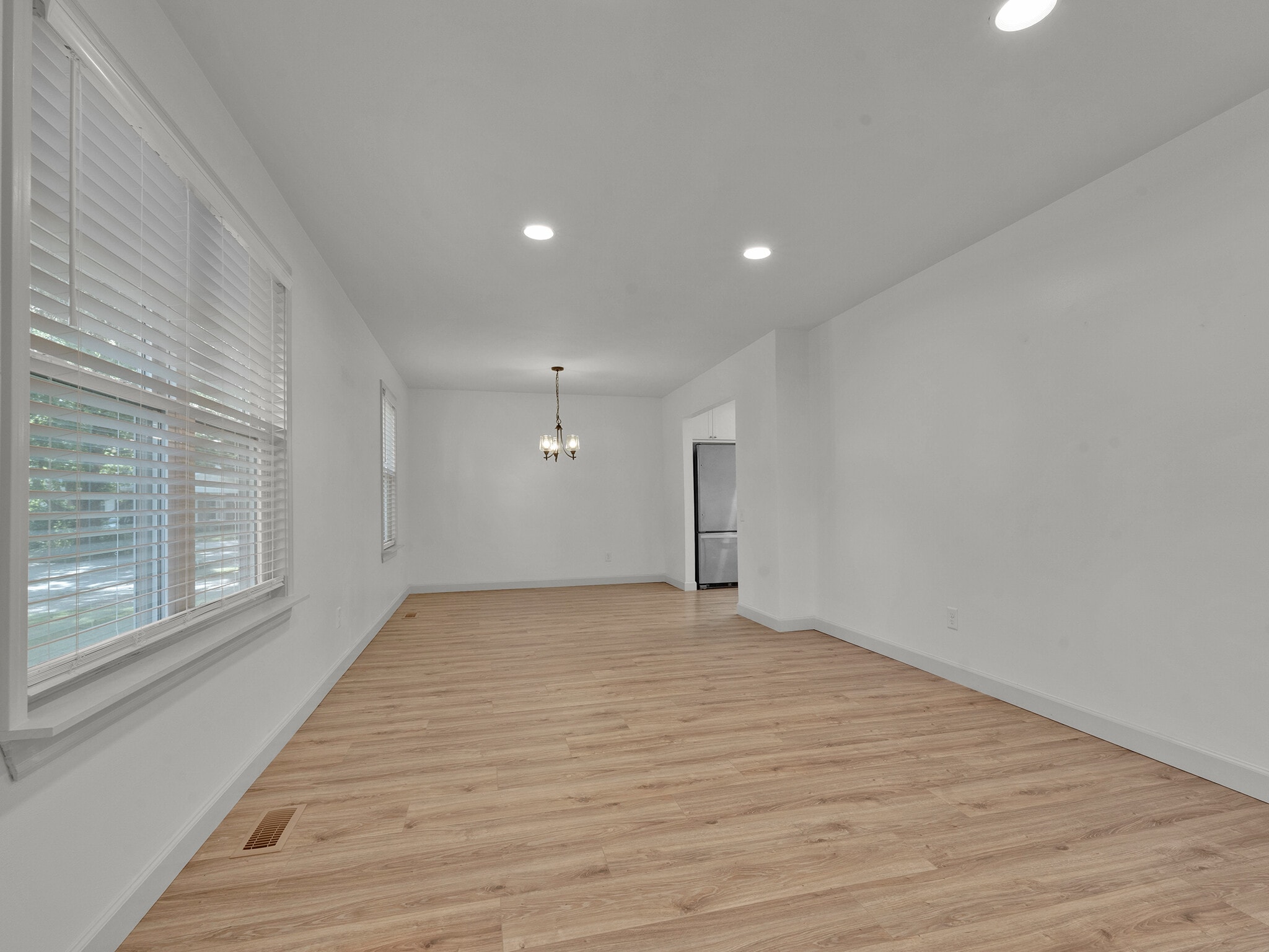 Building Photo - 449 Madrina Ct