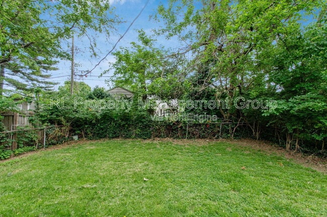 Building Photo - 778 Northview Ave