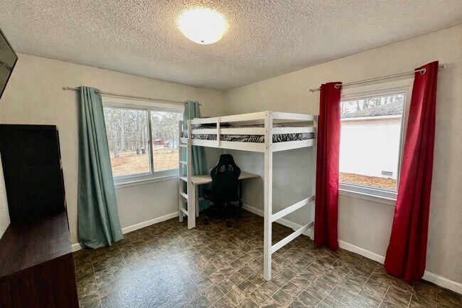 Building Photo - 226 Co Rd 217