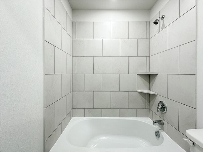 Building Photo - 7806 Alset Dr