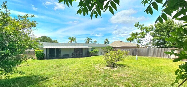 Building Photo - 964 Beechfern Ln