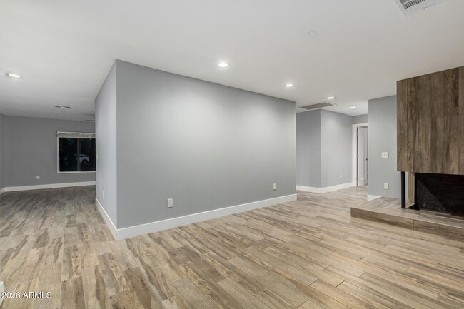 Building Photo - 3520 S Poplar St