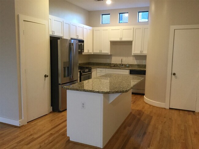 Building Photo - 3501 Link Valley Dr.