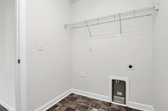 Building Photo - 8315 Flint Hill Dr
