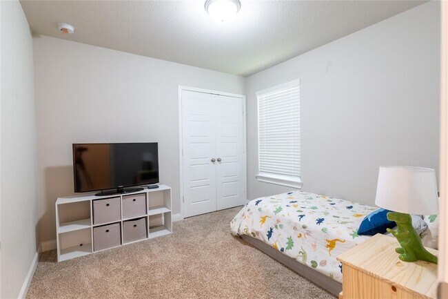Building Photo - 4406 Upland Stream Ln