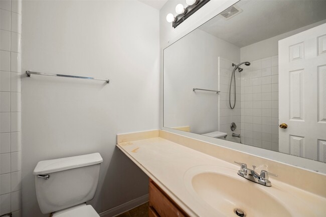 Building Photo - 6443 Mountain Pines Ln