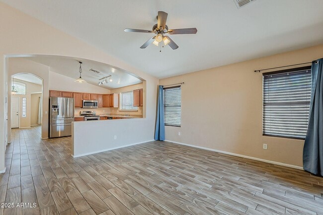 Building Photo - 1279 W Jersey Way