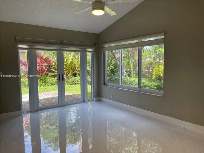 Building Photo - 10101 NW 5th St