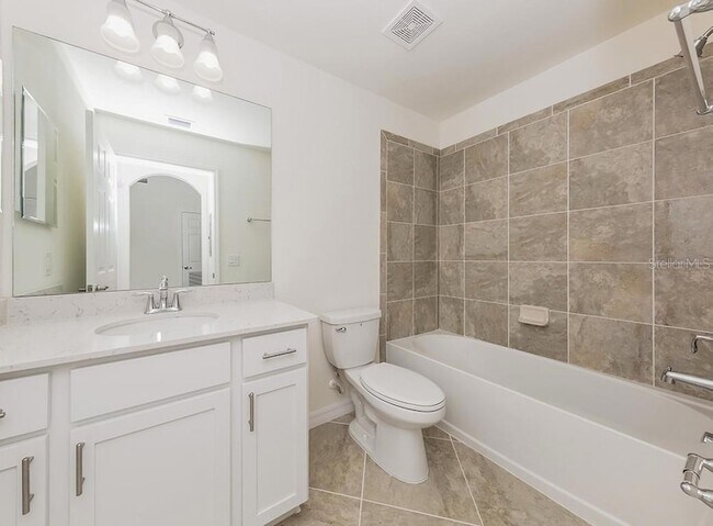 Building Photo - 920 Tidewater Shores Loop