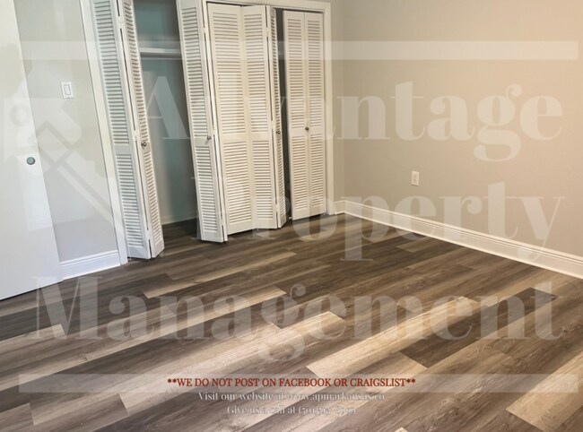 Building Photo - 127 Oaklawn Dr