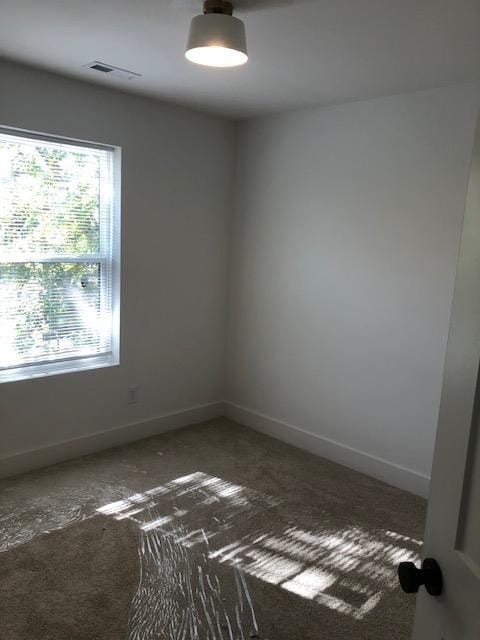 Building Photo - 2280 15th Ave NE