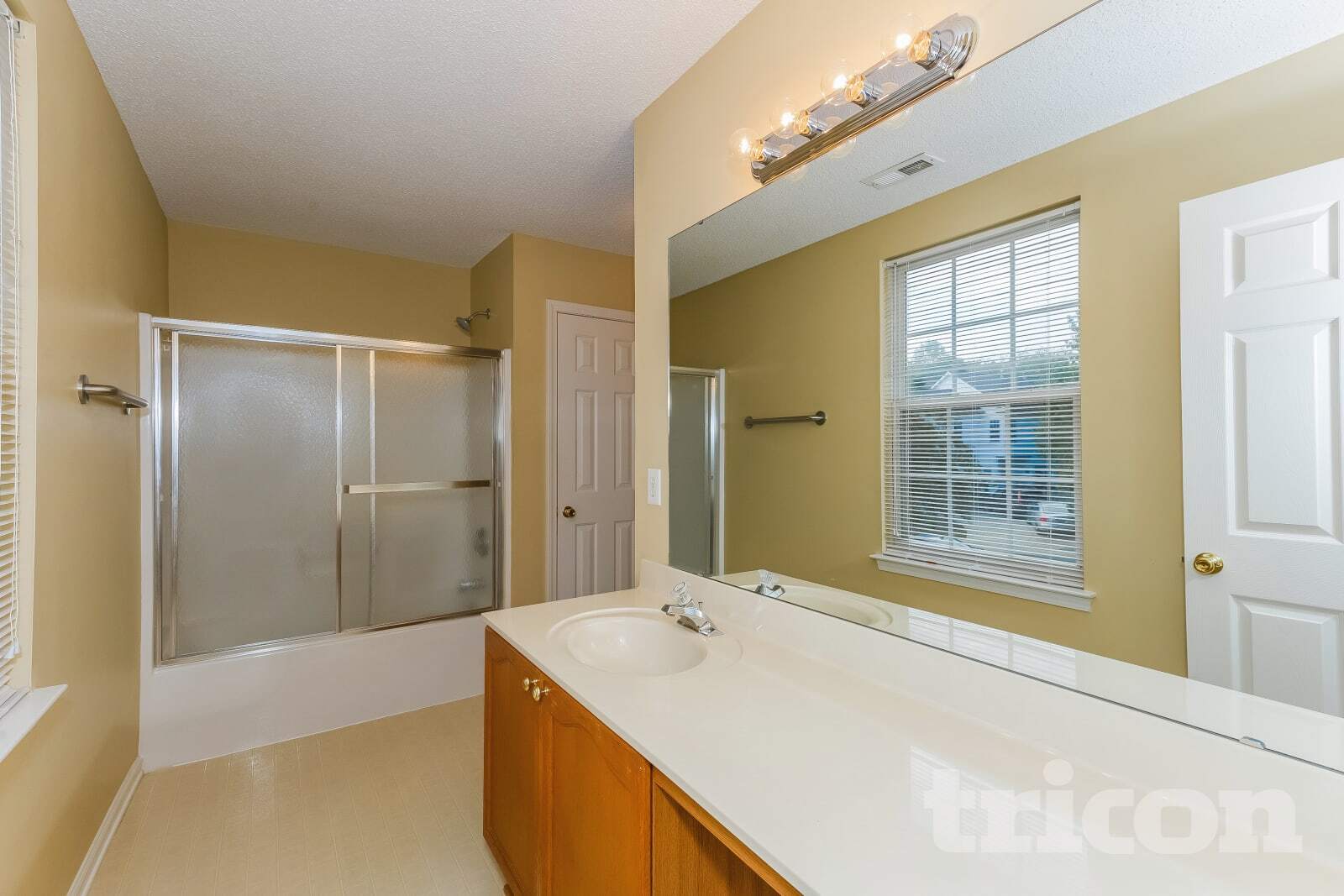 Building Photo - 7906 Kingston Dr