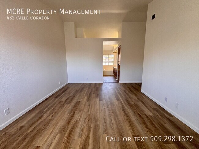 Building Photo - 432 Calle Corazon