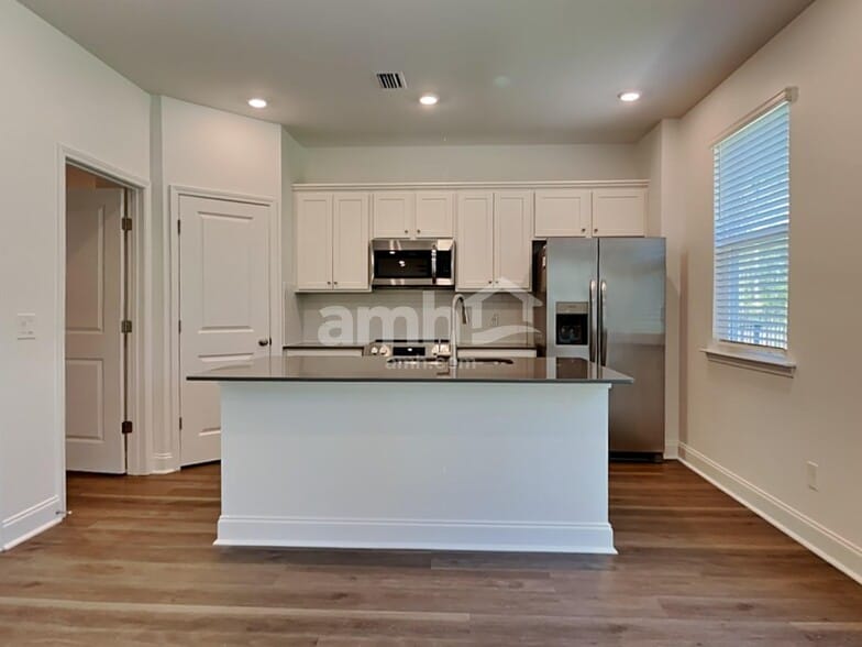 Building Photo - 169 Anthurium Dr