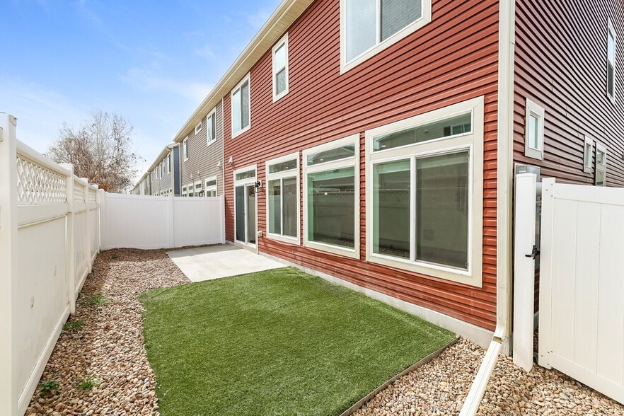 Building Photo - 4736 N Tower Dr