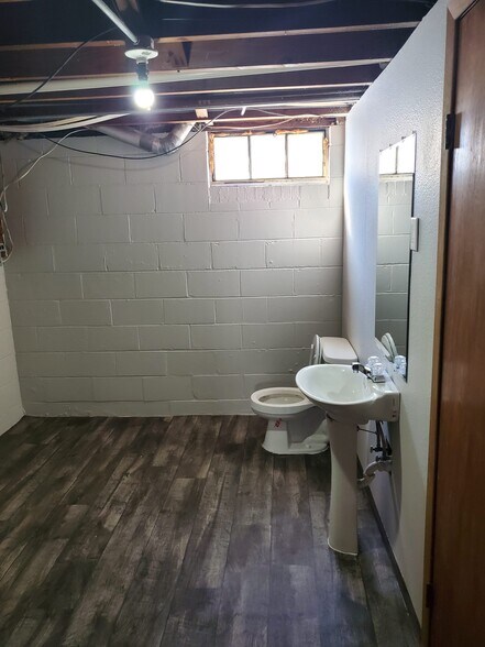 Building Photo - 3234 Kinsey Ave