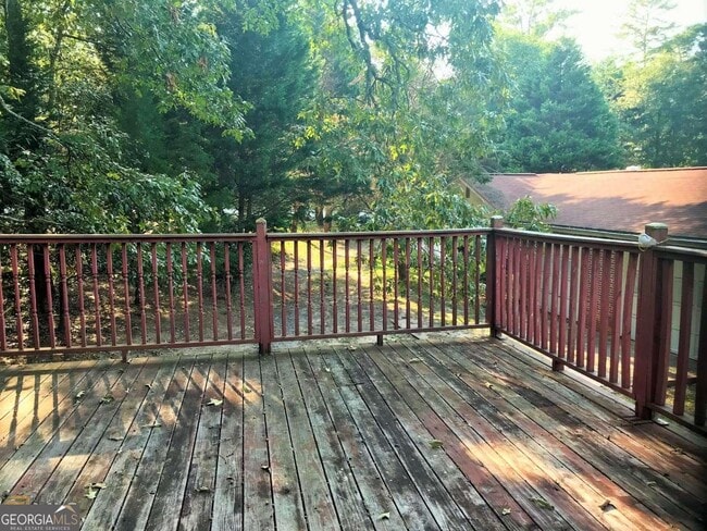 Building Photo - 214 Knodishall Dr