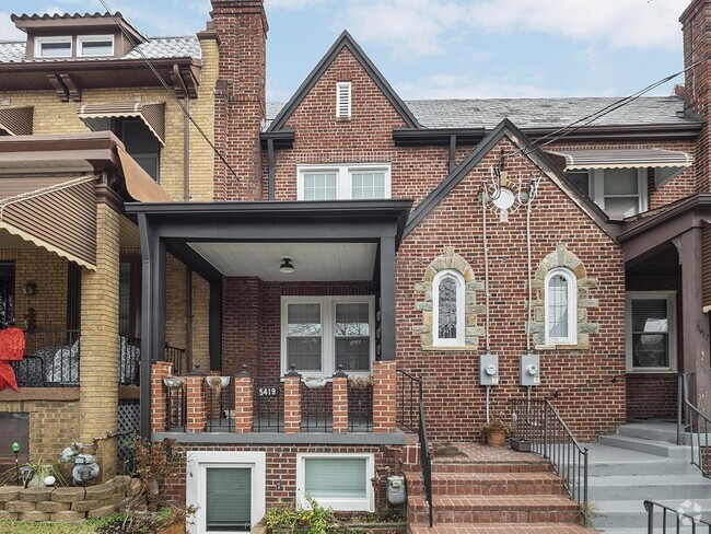 Building Photo - 5419 4th St NW