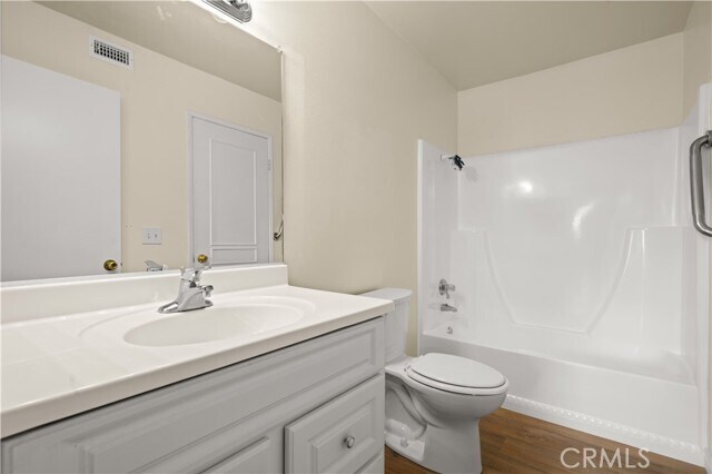 Building Photo - 450 Shady Ct