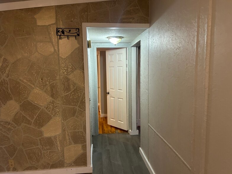 Hallway off Dining Room - 503 Vanzant Rd