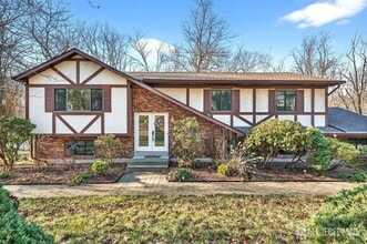 Building Photo - 2289 Brookside Dr